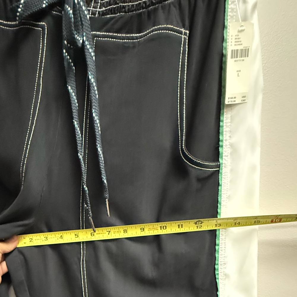 Pilcro Black Wide-Leg Pants with Contrast Stitching - Picture 13 of 16